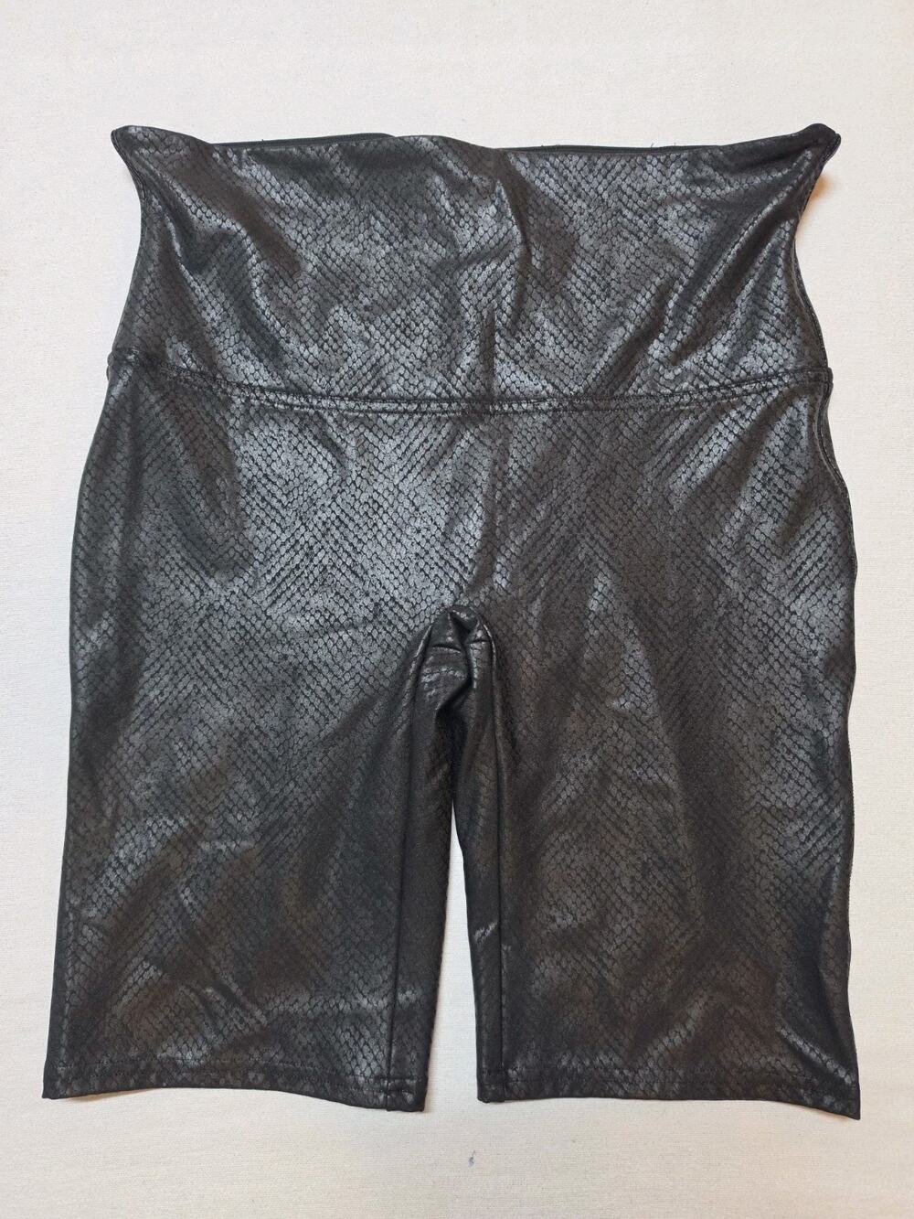 Women’s Biker Shorts Size Medium Black Metallic Snakeskin High Rise Stretch